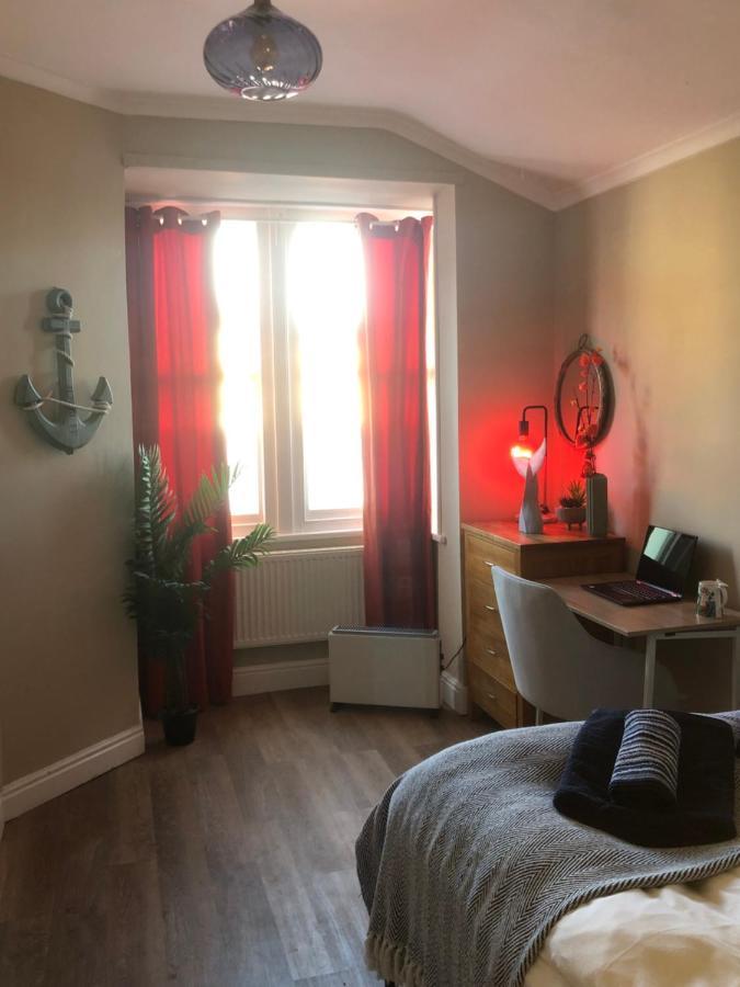 Granby House Holiday Apartments, Apartment 2, In The Old Town, Free On Street Parking Included 스카버러 외부 사진